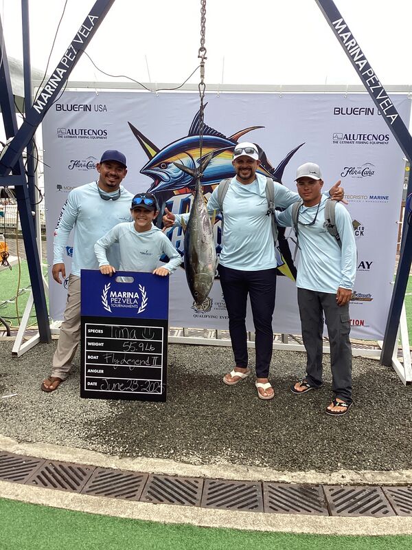 Image of a Dorado caught by Kenny Espinoza on team Fly Legend II at the 2025 Tuna Thunder