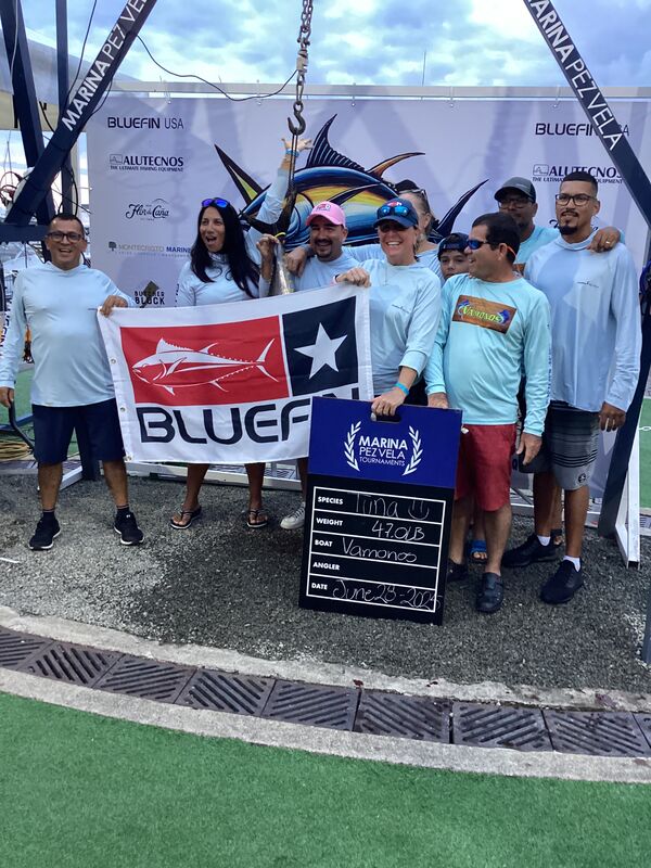 Image of a Dorado caught by Kelie Limehouse on team Vámonos at the 2025 Tuna Thunder